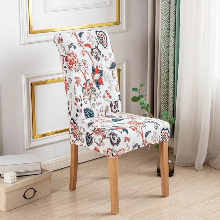 Pokrowiec na krzesło do salonu - BIAŁY W KWIATY.jpg
