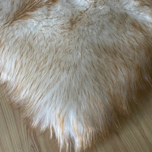 Dywan pluszowy - miękki - do salonu - Biały - Brązowe końcówki.jpeg