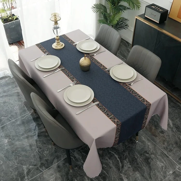 Nowoczesny obrus świąteczny - materiałowy - plamoodporny -  MAUVE.jpeg