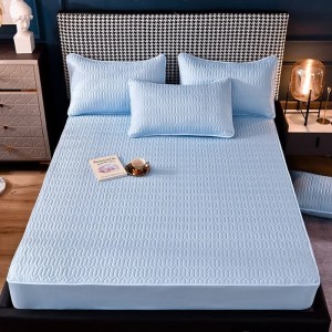 Pikowany pokrowiec na materac - BLUE
