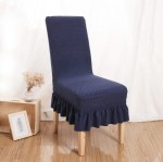 Żakardowy pokrowiec na krzesło z falbaną - chevron - Navy Blue.jpg