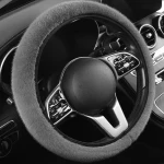 Pluszowy pokrowiec na kierownice - 38cm - Szary