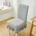 Żakardowy pokrowiec na krzesło z falbaną - Warkocz - Szary.jpeg