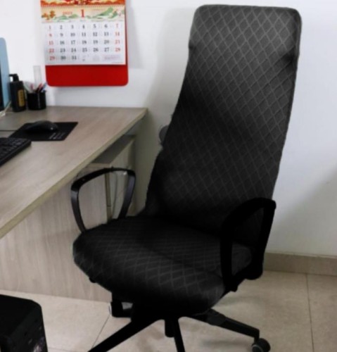 Żakardowy pokrowiec na krzesło biurowe IKEA - MARKUS - diamante - EXISTENTIAL ANGST.jpg