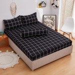 Pokrowiec na materac łóżko - CZARNA KRATA