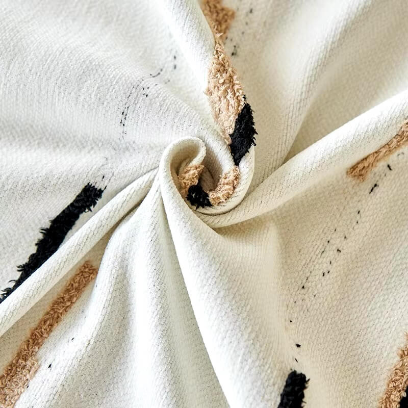 Narzuta na kanapę w białym kolorze