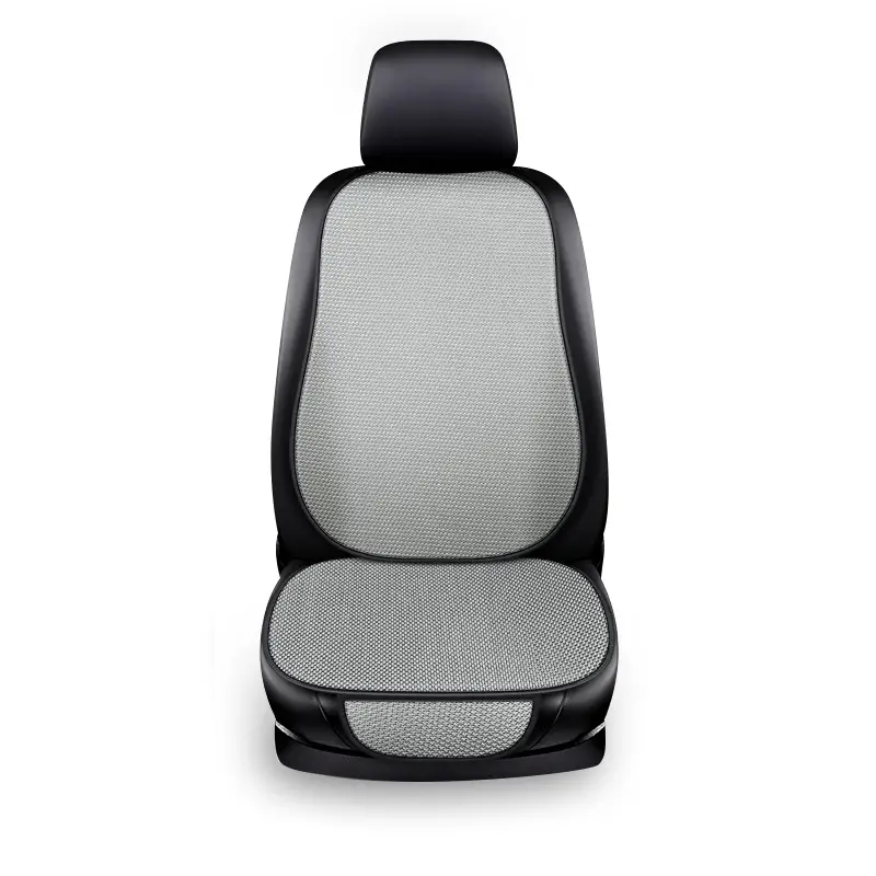 Szary pokrowiec na fotelu samochodowym